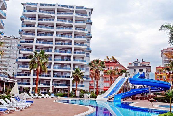 Crystal Garden Apartment *